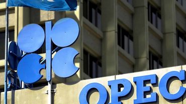 La OPEP y Rusia ratifican el aumento de la oferta de petróleo en agosto