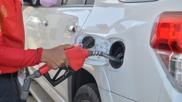 Gobierno continúa subsidios a combustibles;  destina más de RD$1,355 millones para mantener precios