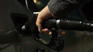 “Dame más gasolina” barata, grita América Latina para no apagar sus motores
