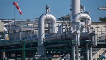 Bruselas plantea un tope “dinámico” y temporal al precio del gas