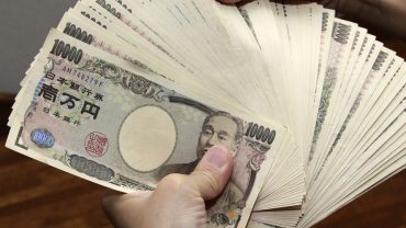 Gobierno nipón aprueba fondo extra de €198,000 millones por inflación