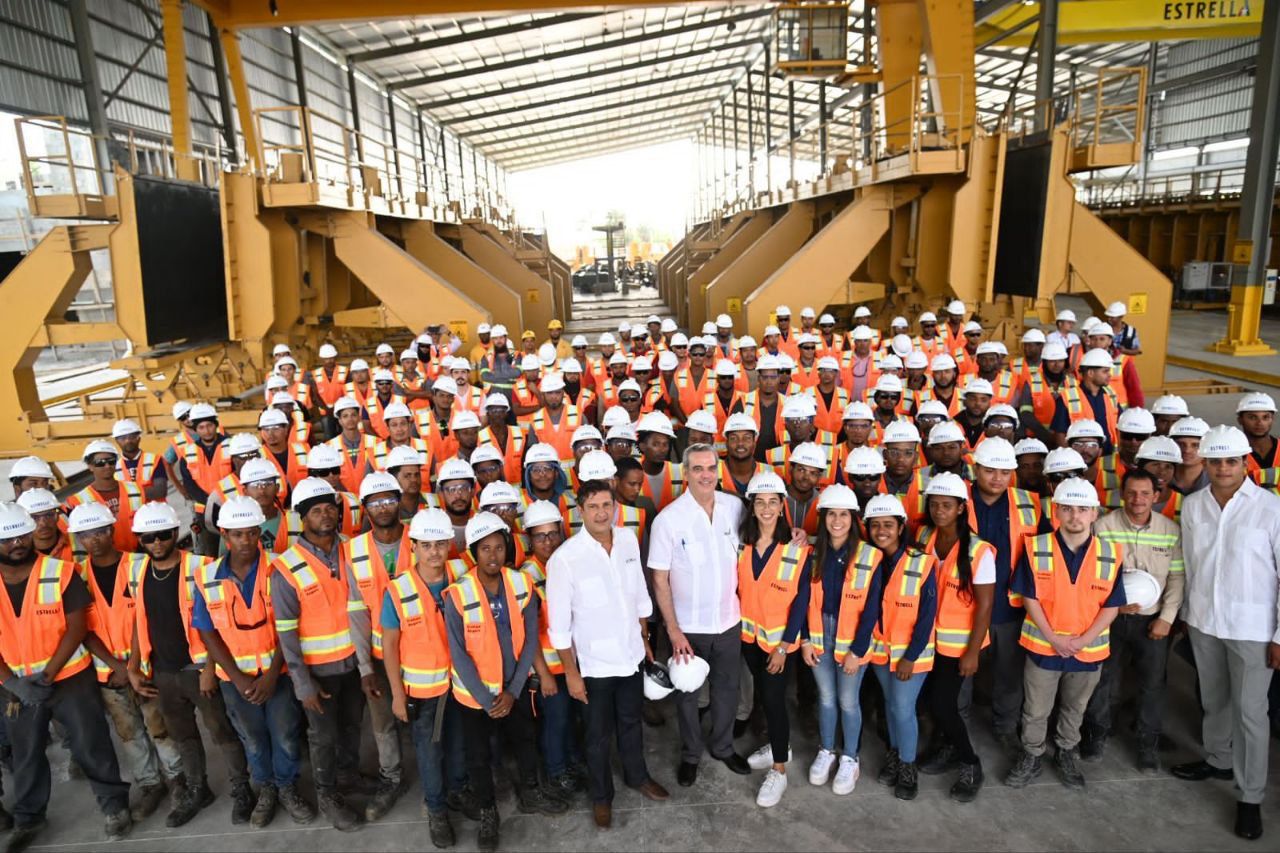 Con inversión de US$50 millones de dólares inauguran nueva Planta de Prefabricados en Santiago