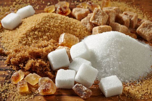 Pro Consumidor sanciona comercios por especulación de precios del azúcar
